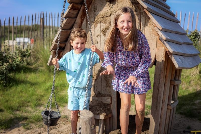 Glamping in Holland am Strand mit Spielplatz f&uuml;r Kinder